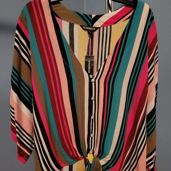 Express.  Crop Top with Tie Waist.  Size Small. - Picture 1 of 3